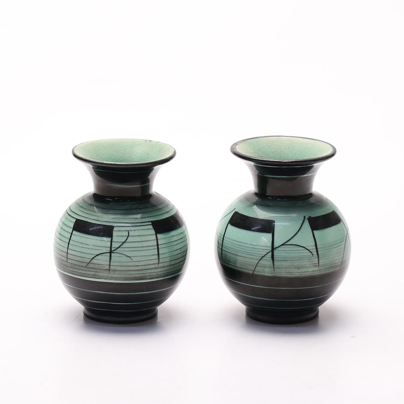 ILSE CLAESSON. Vases, a pair, flintware, Rörstrand.