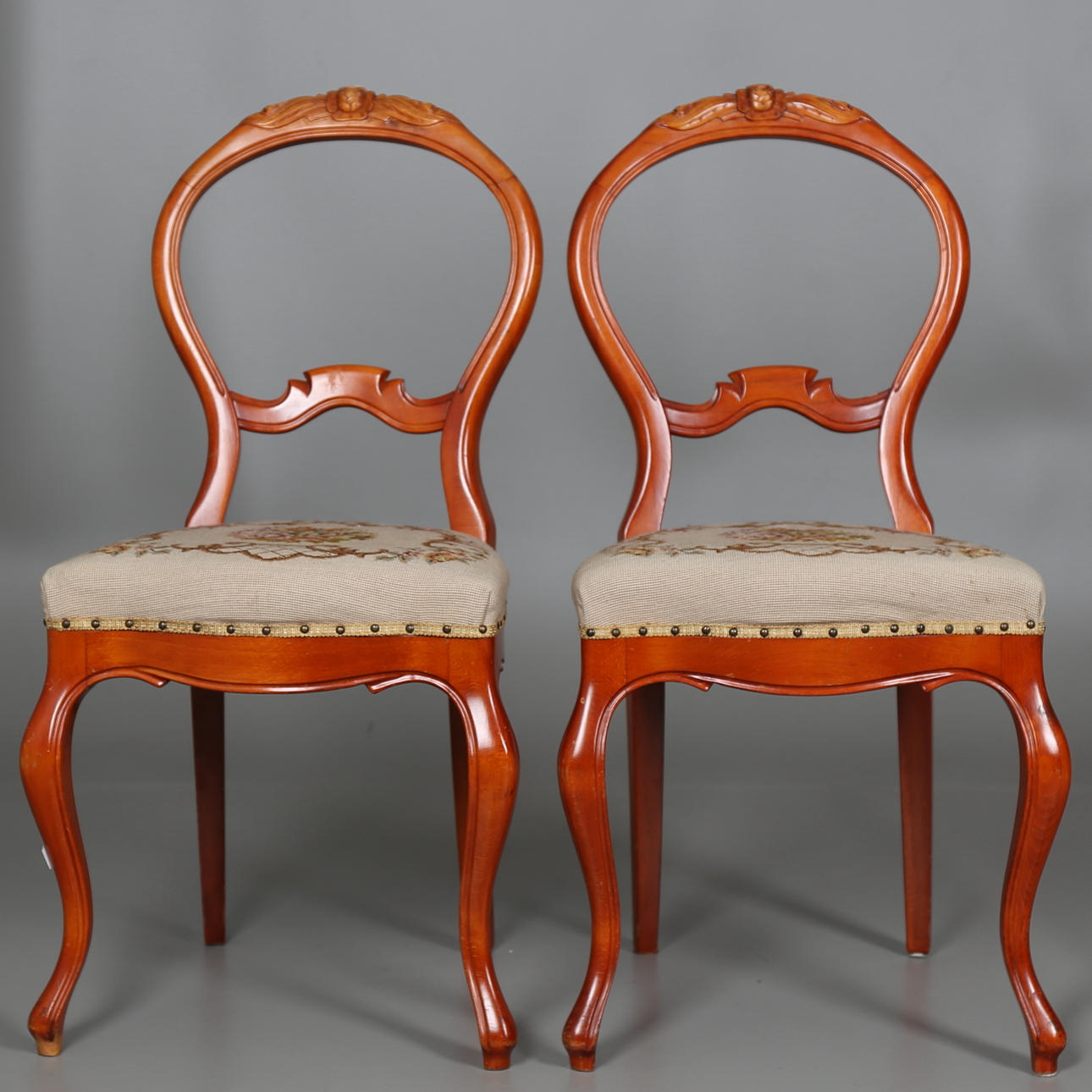 STOLAR, 2 st, rokokostil, 1900-talets första hälft.