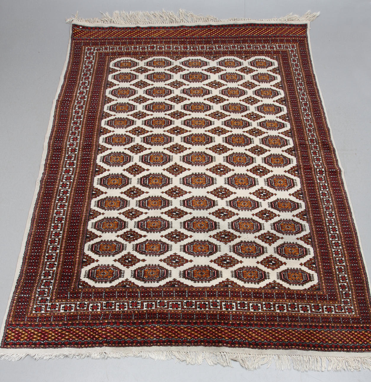 MATTA, orientalisk, ca 254 x 180 cm.