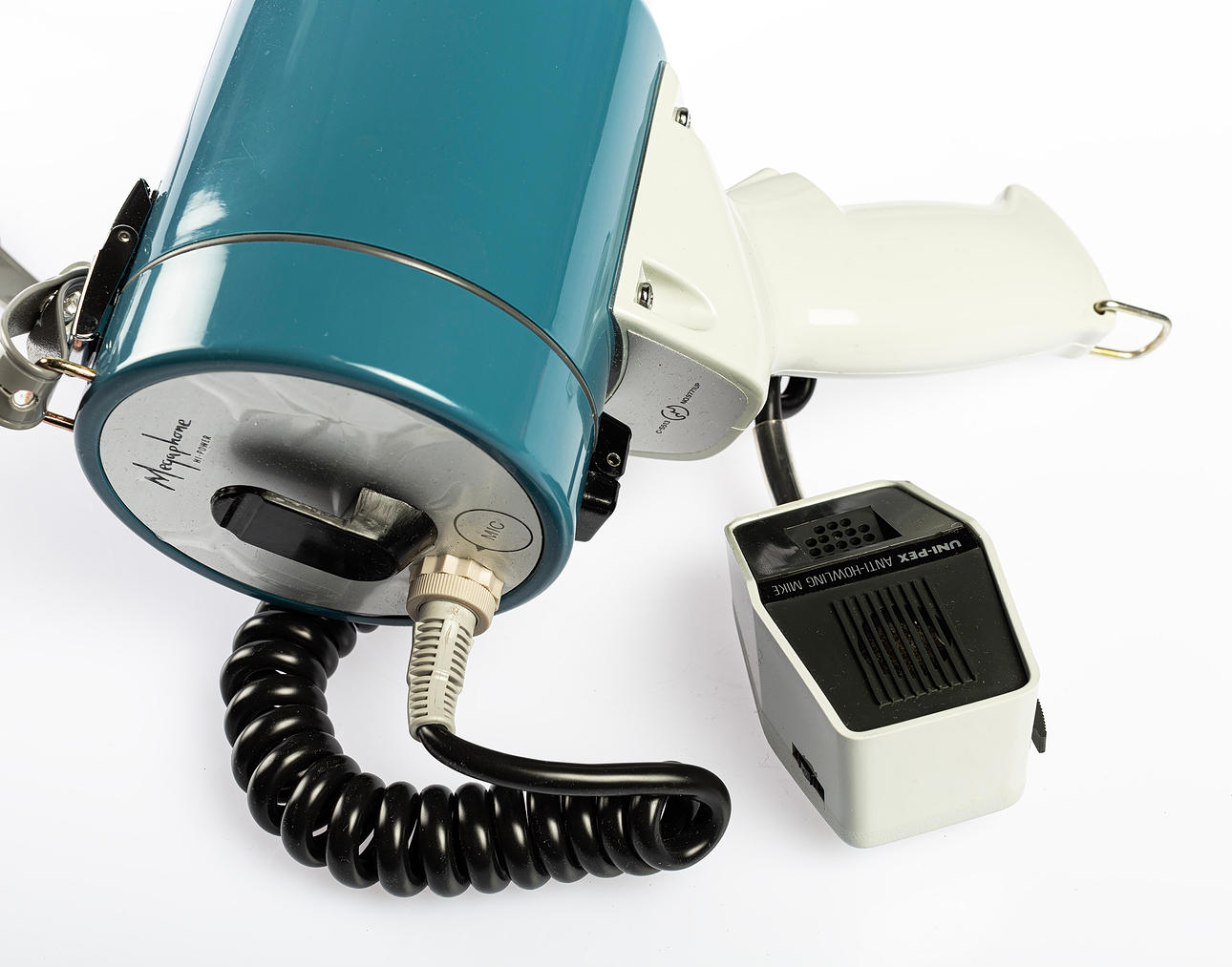 避難用具 UNI-PEX TRM-66A Transistor Megaphone 楽天市場】ユニペックス メガホン 拡声器 タルホーン TRM-66A