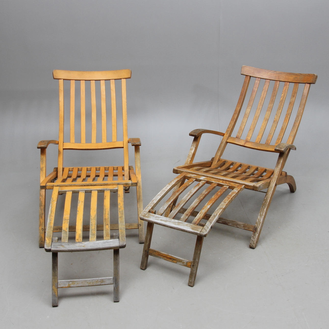 DÄCKSTOLAR, 2 st, Stockamöllan och Brogrens, 1900-tal.