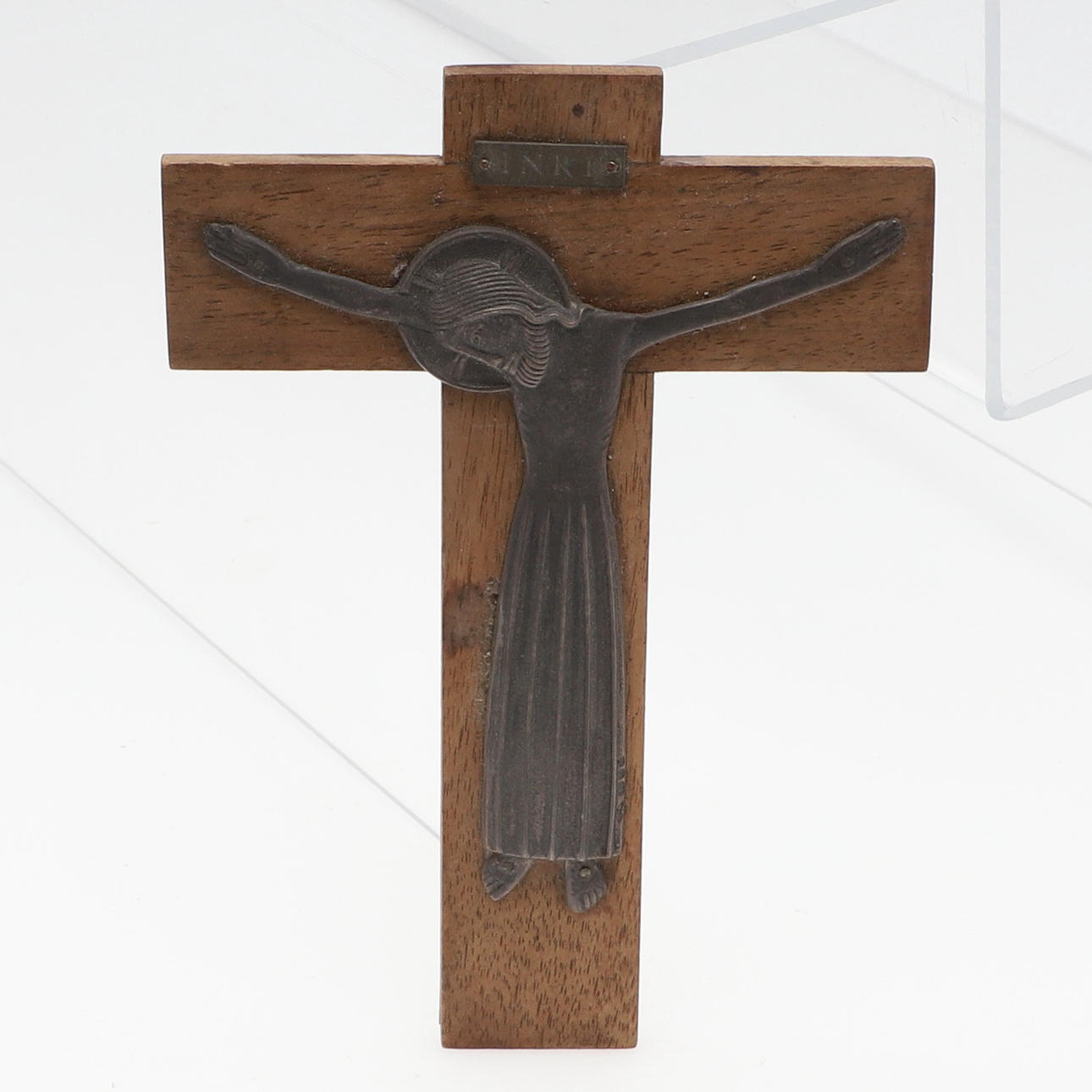 DUNSTAN PRUDEN (1906-1974) - SILVER & WOODEN CRUCFIX.