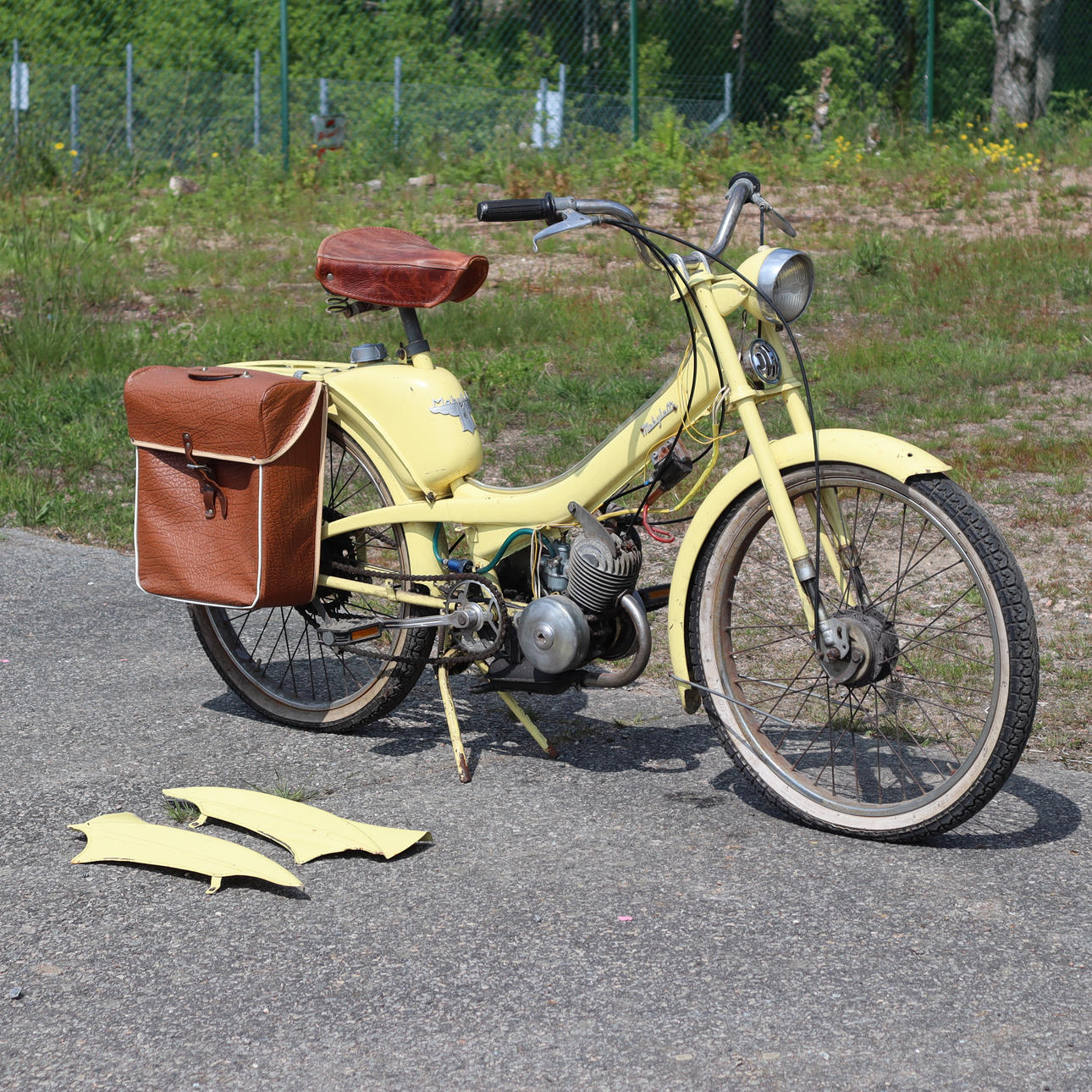 CICLOMOTOR, 50cc, Mobylette, Motobécan, Francia.