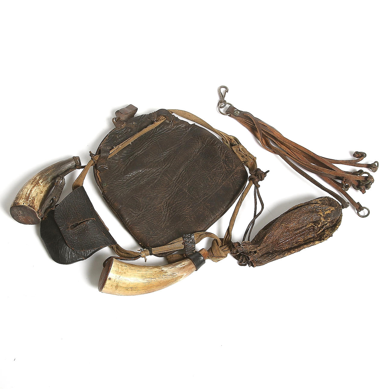 JAKTVÄSKA, KRUTHORN, HAGELPUNG SAMT FÅGELSLINGA, 1800-tal.