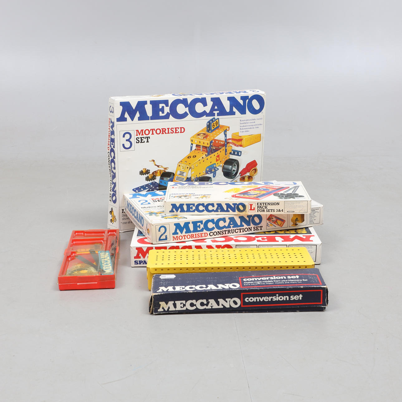 MECCANO, construction sets, 7 st, byggsatser i originalförpackningar.