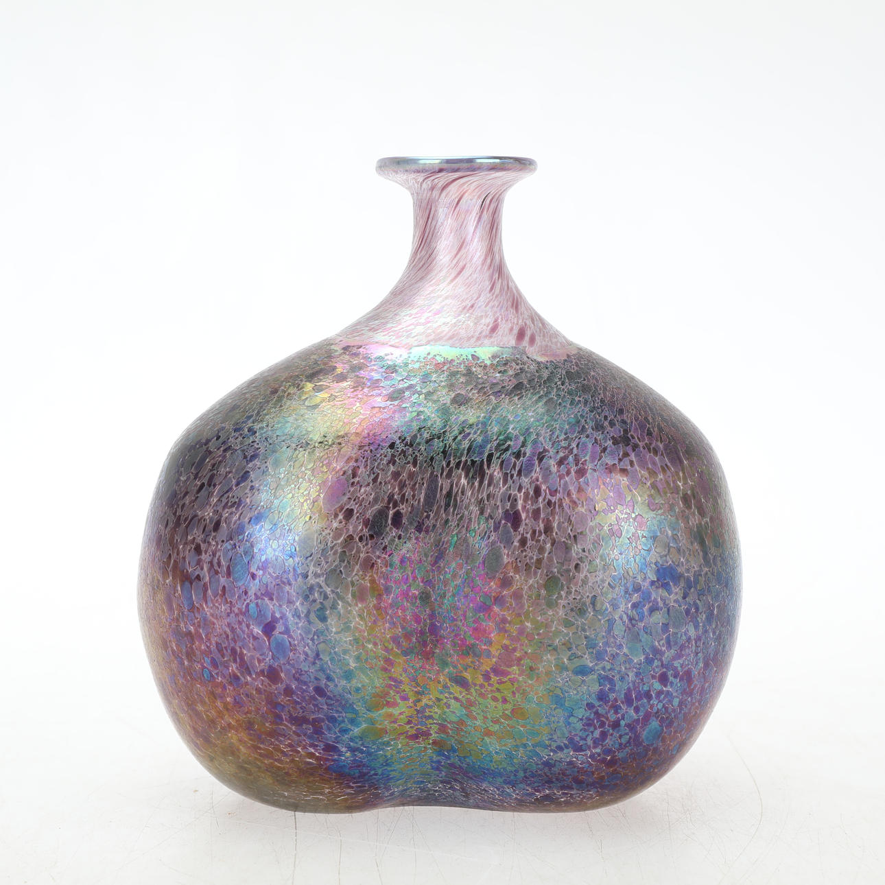 BERTIL VALLIEN. Vase, unsigned, "Volcano", Kosta Boda.