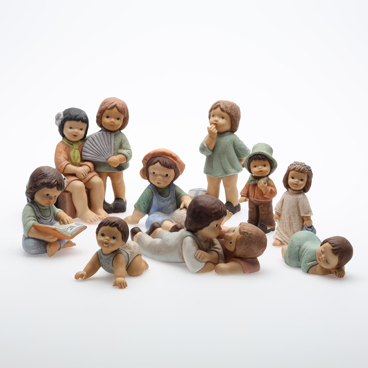 FIGUREN, 9 Nina Marco, Goebel.