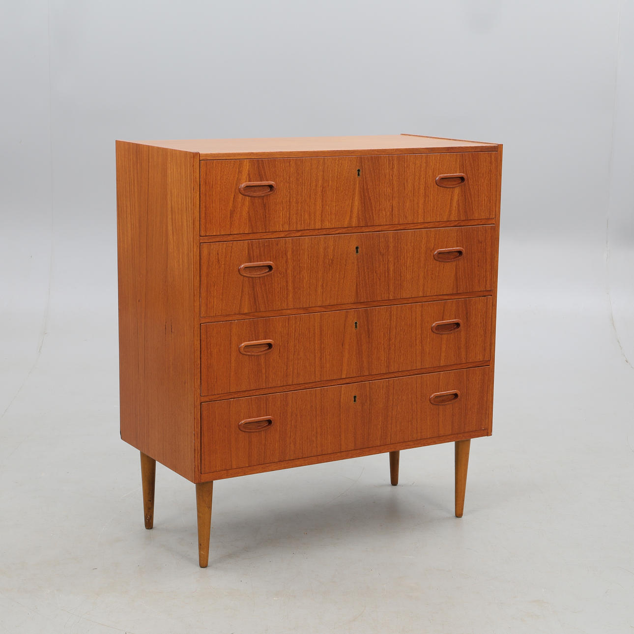 Kommode, 4 skuffer, teaktræ, 1960'erne.