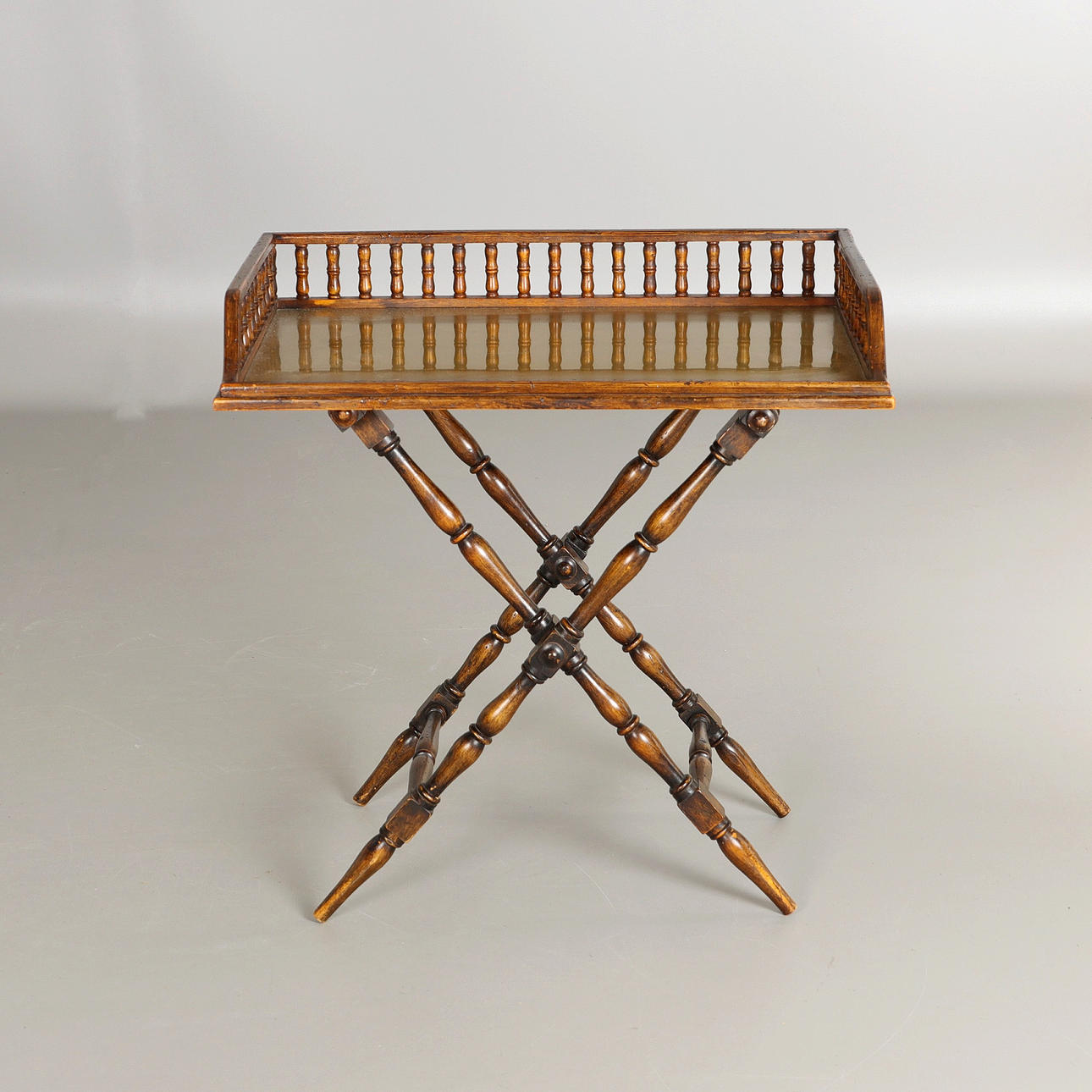 BRICKBORD, hopfällbart, 1900-talets senare del.