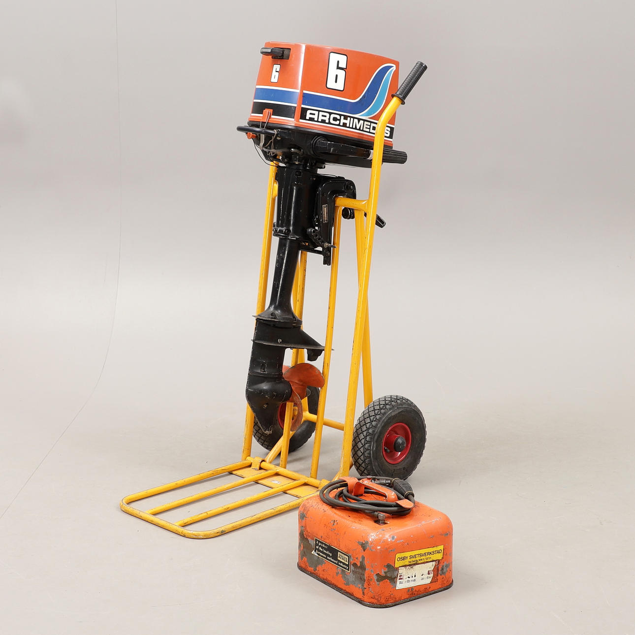 BÅTMOTOR med dunk, "6", Archimedes.