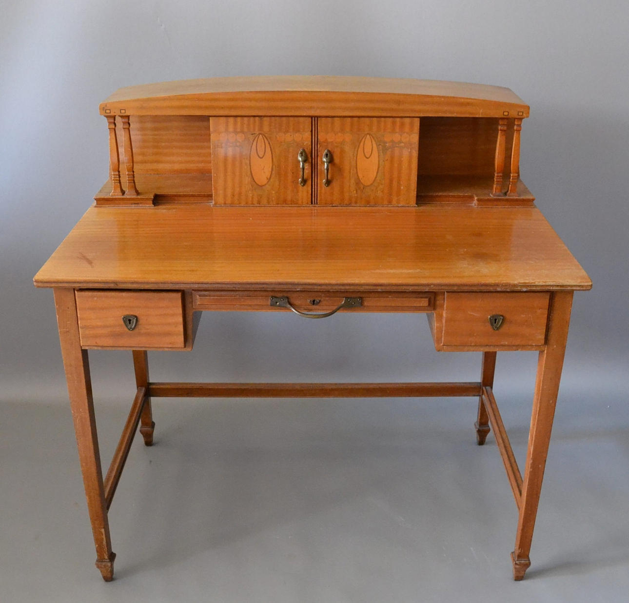 ART NOUVEAU SKRIVBORD.