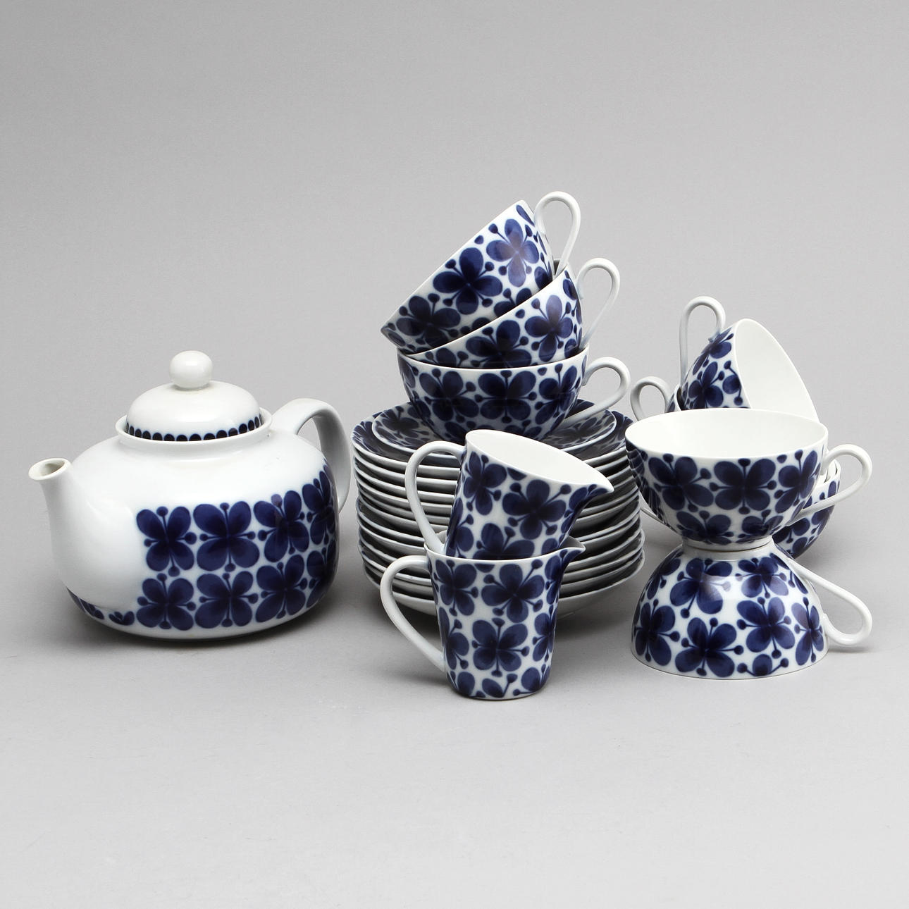 TESERVIS, 13 delar, porslin, "Mon Amie", Rörstrand.