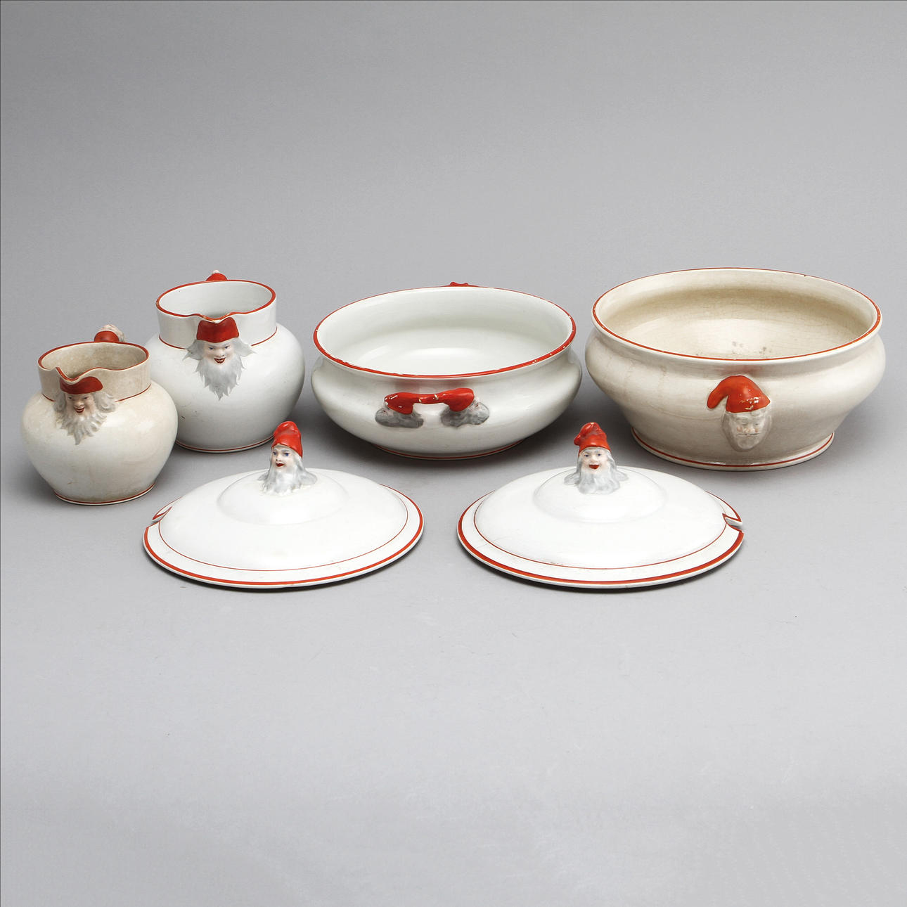 SERVISDELAR, 4 st, Tomtedekor, Göteborg samt Gustavsberg.