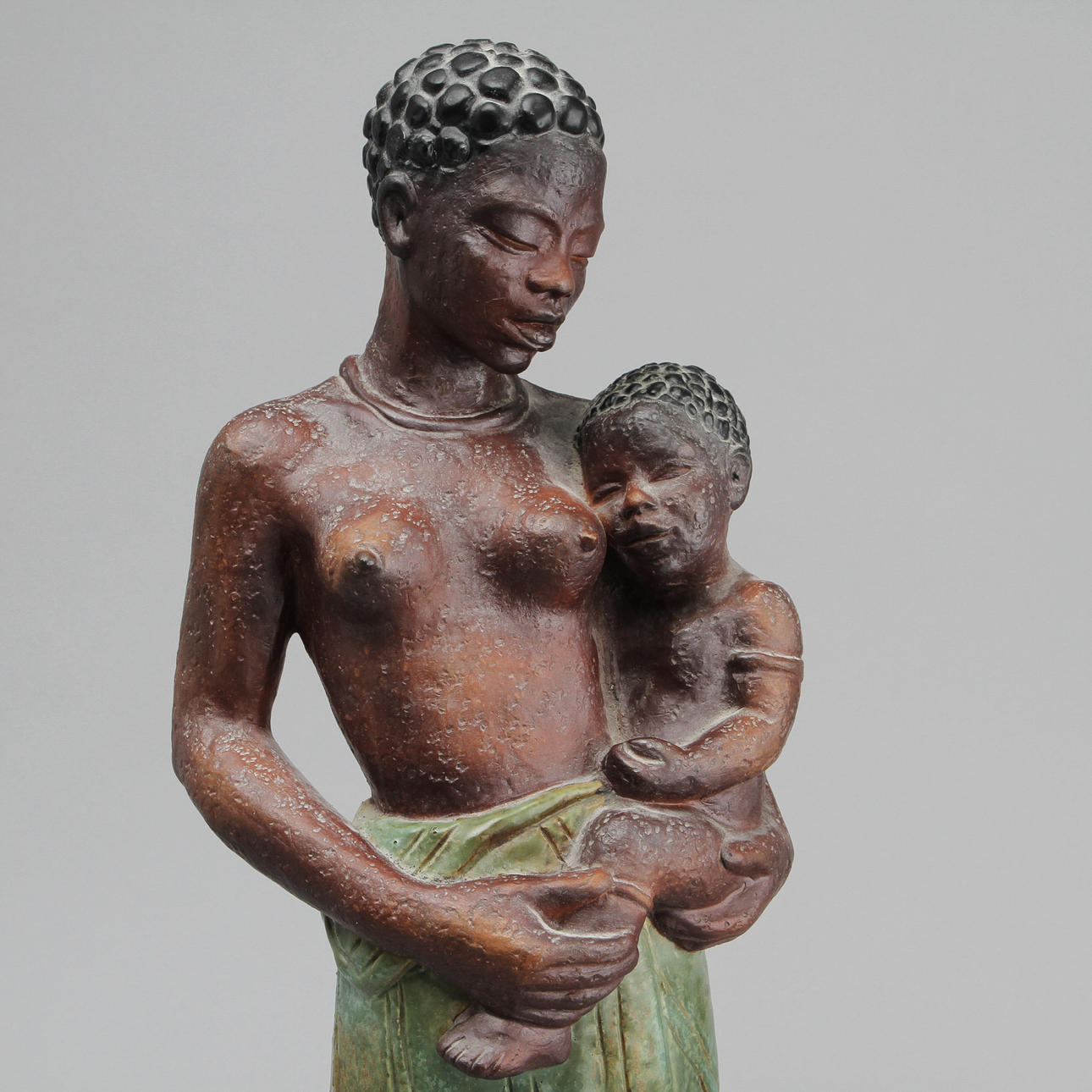 HARALD SALOMON. Skulptur, stengods, Rörstrand, numrerad 47/50.