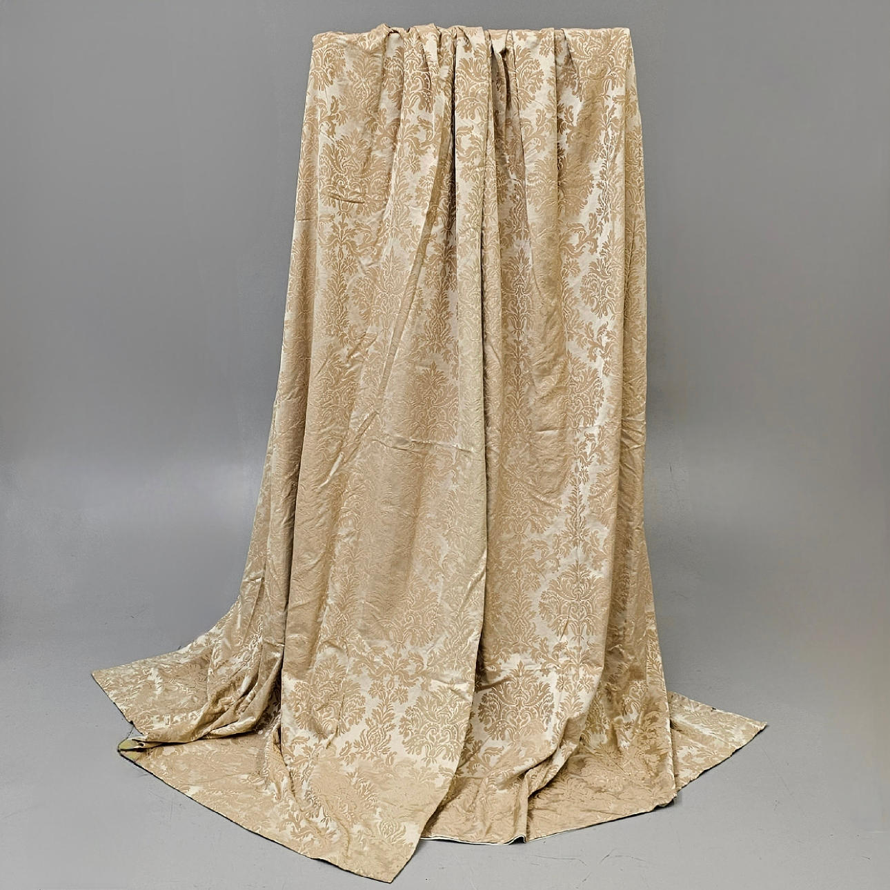 PAR DAMAST SATIN GARDINER I BEIGE.