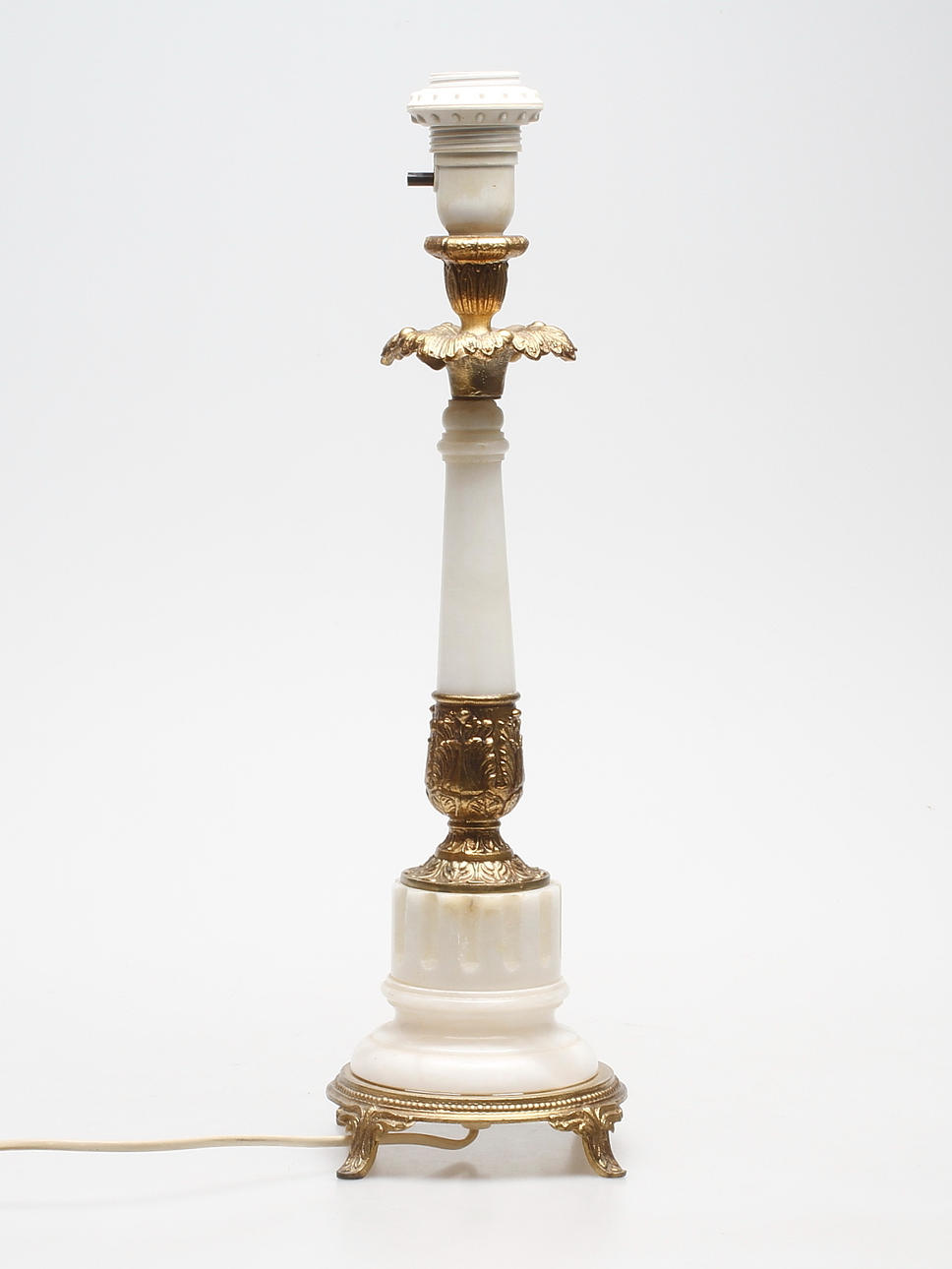 BORDLAMPA, empirstil, 1900-tal.