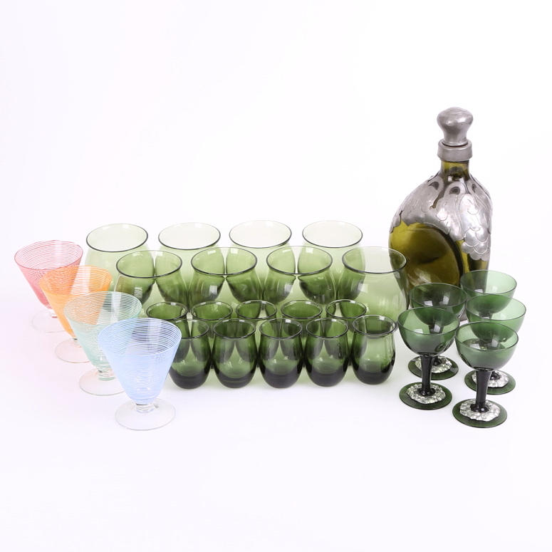 KARAFF med 5 glas + SERVIS 18 delar + 4 GLAS randdekor.