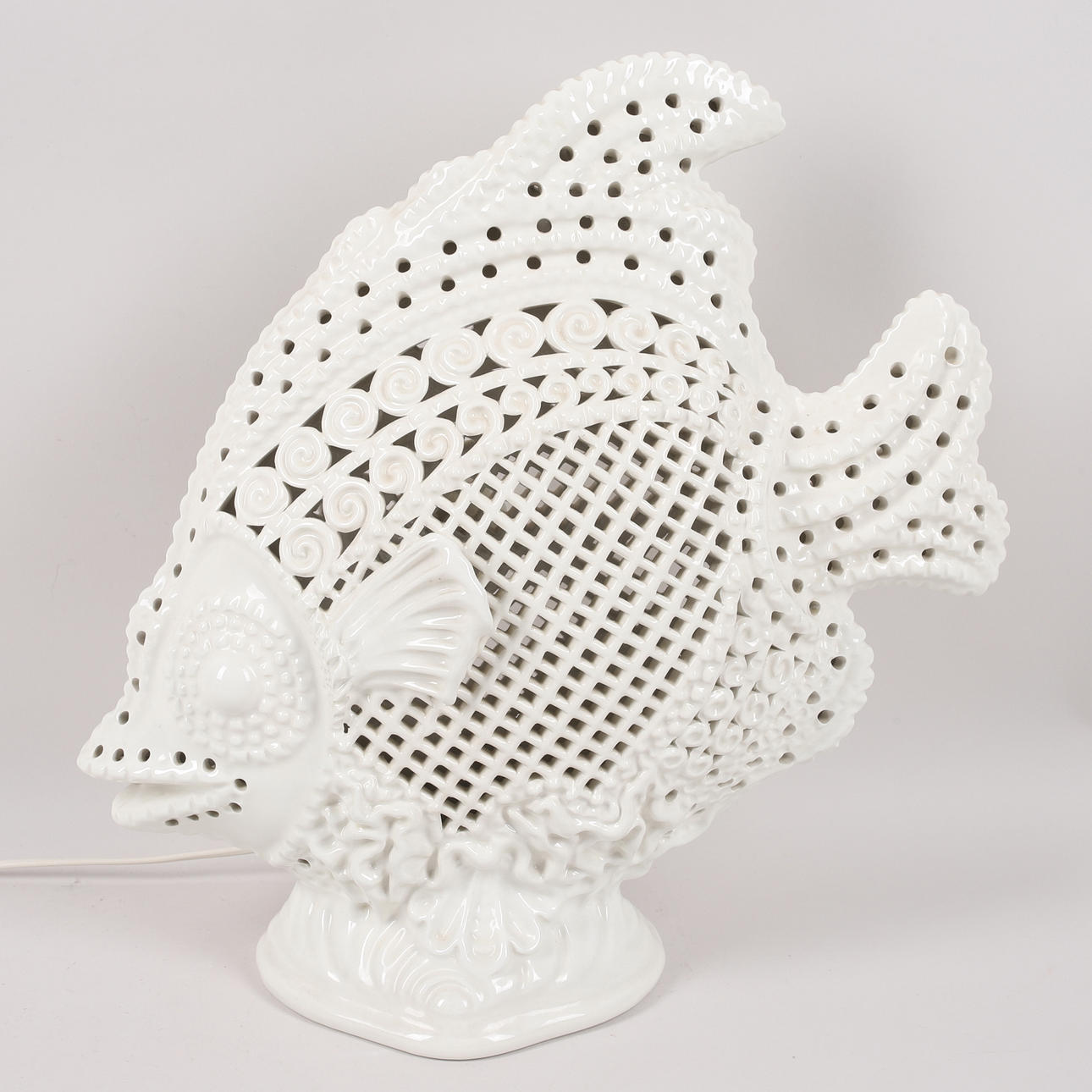 TABLE LAMP, porcelain, fish, 1960s-70s.