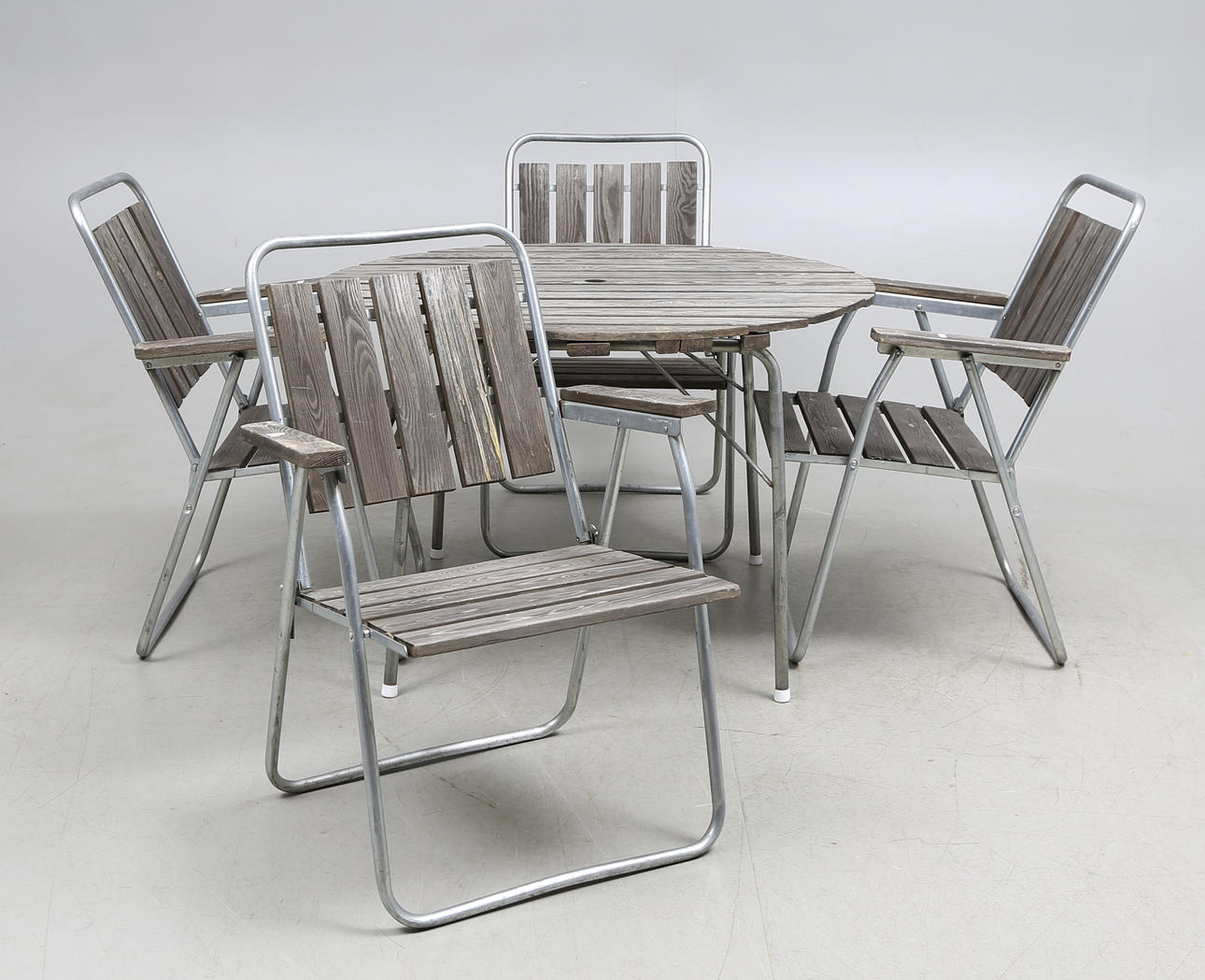 TRÄDGÅRDSGRUPP, 5 delar, 1900-tal.