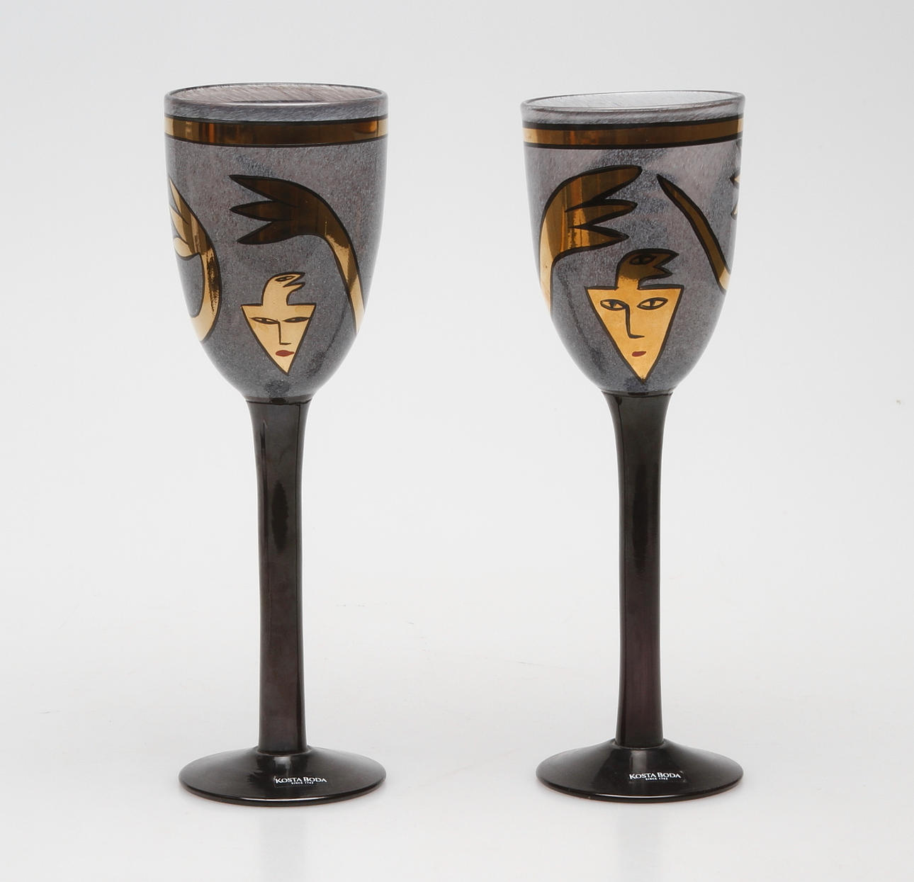 POKALGLAS, 2 st, glas, Ulrica Hydman-Vallien, Kosta Boda, signerade.