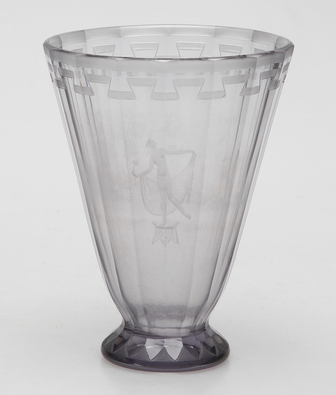 VAS, troligen Orrefors, 1900-talets första hälft, signerad.