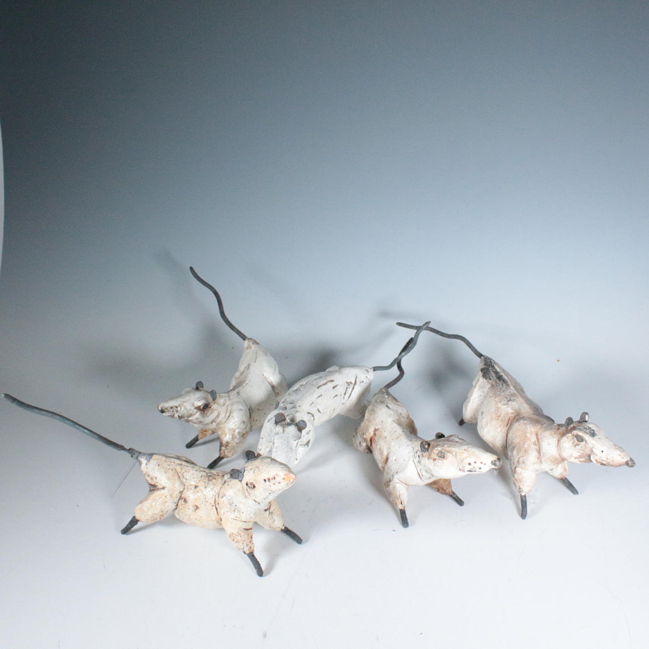 ANDREAS HINDER. Stzugmasse, Råttor Gang.