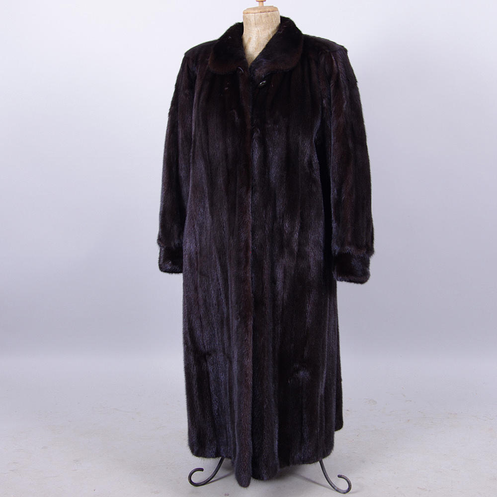 PÄLS, Sagamink, Nilssons Päls.