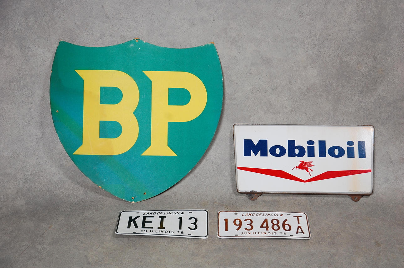 BENSINMACKSSKYLTAR, REGISTRERINGSSKYLTAR, 4 delar.