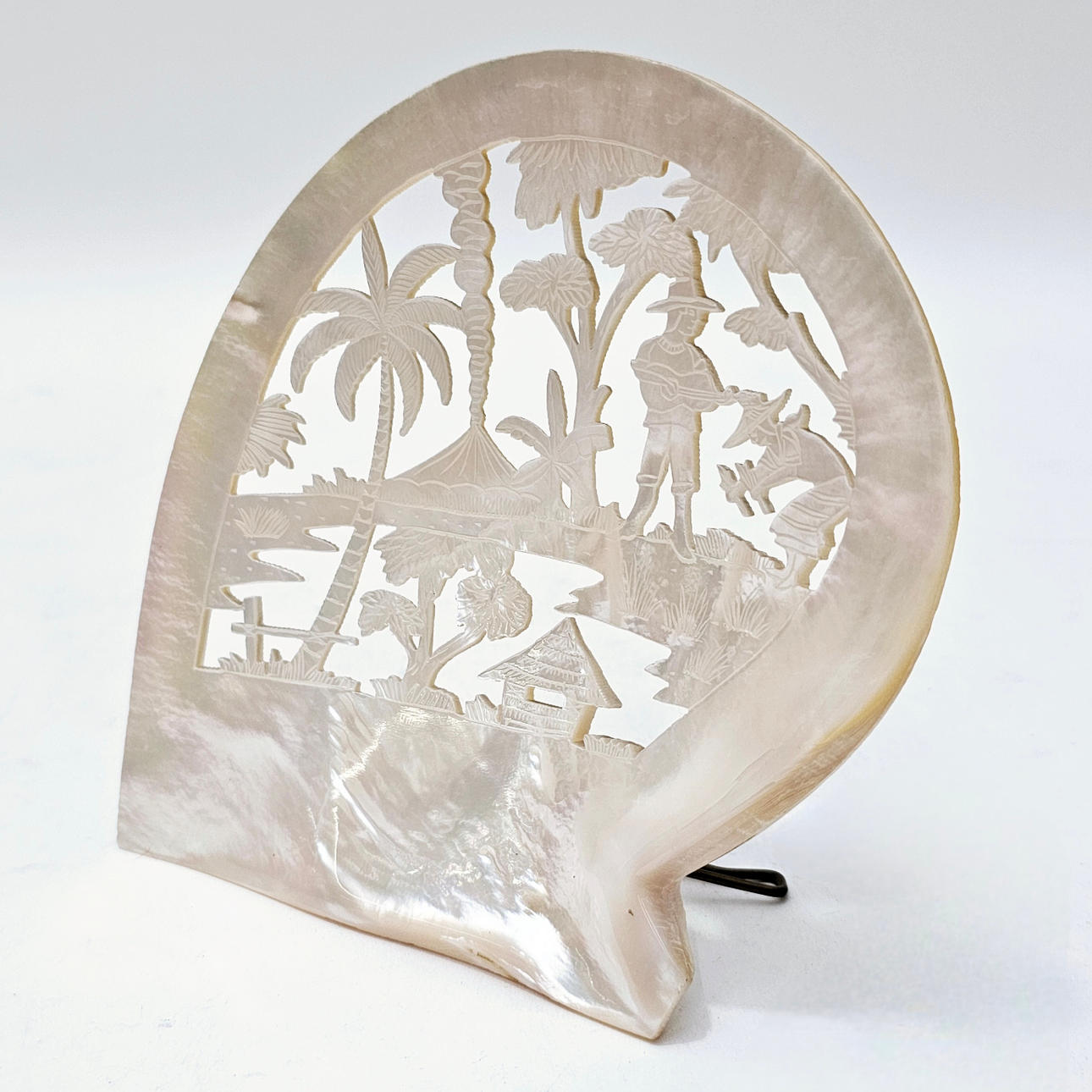 CONCHA DE MADRE PERLA, CHINA SIGLO XX.