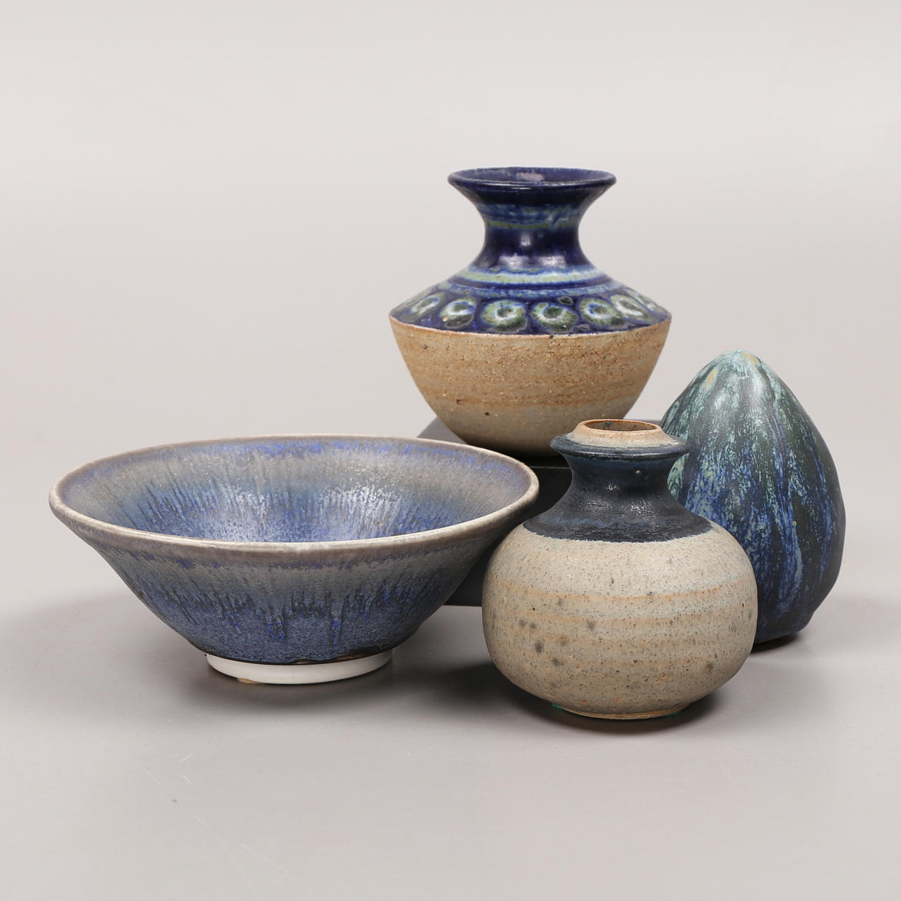 CERAMIC OBJECTS, 4 pcs, including Carl Cunningham-Cole.