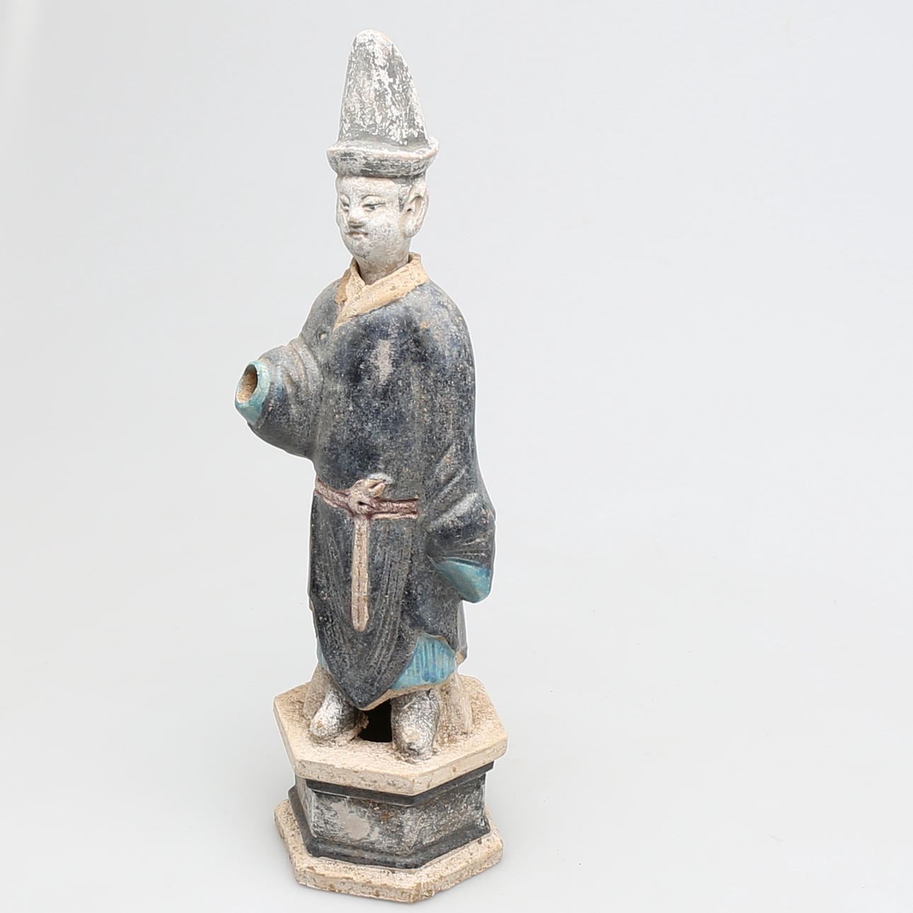 GRAVFIGUR i terracotta, sen Ming dynasti, (1368-1644), Kina.