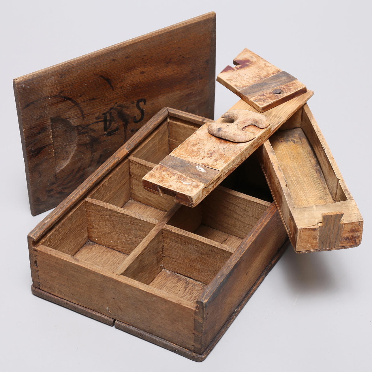 BOXES / BOXES, 2 pcs, wood, 19th/20th century.