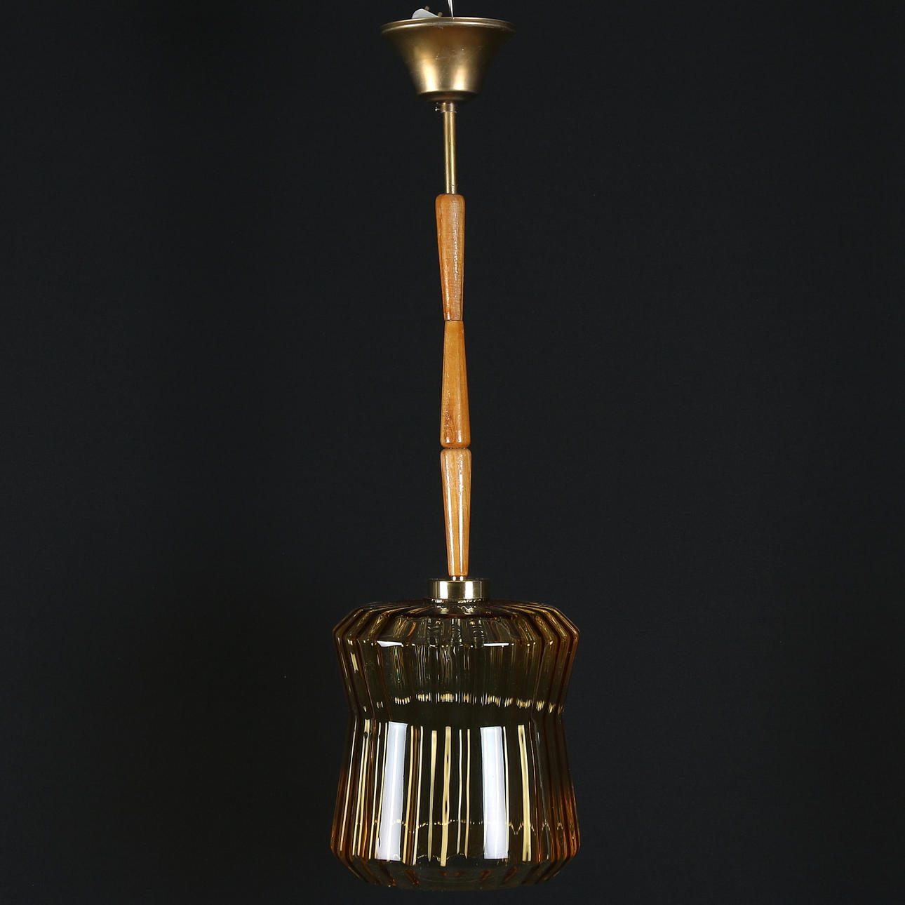 TAKLAMPA, 1900-talets mitt.