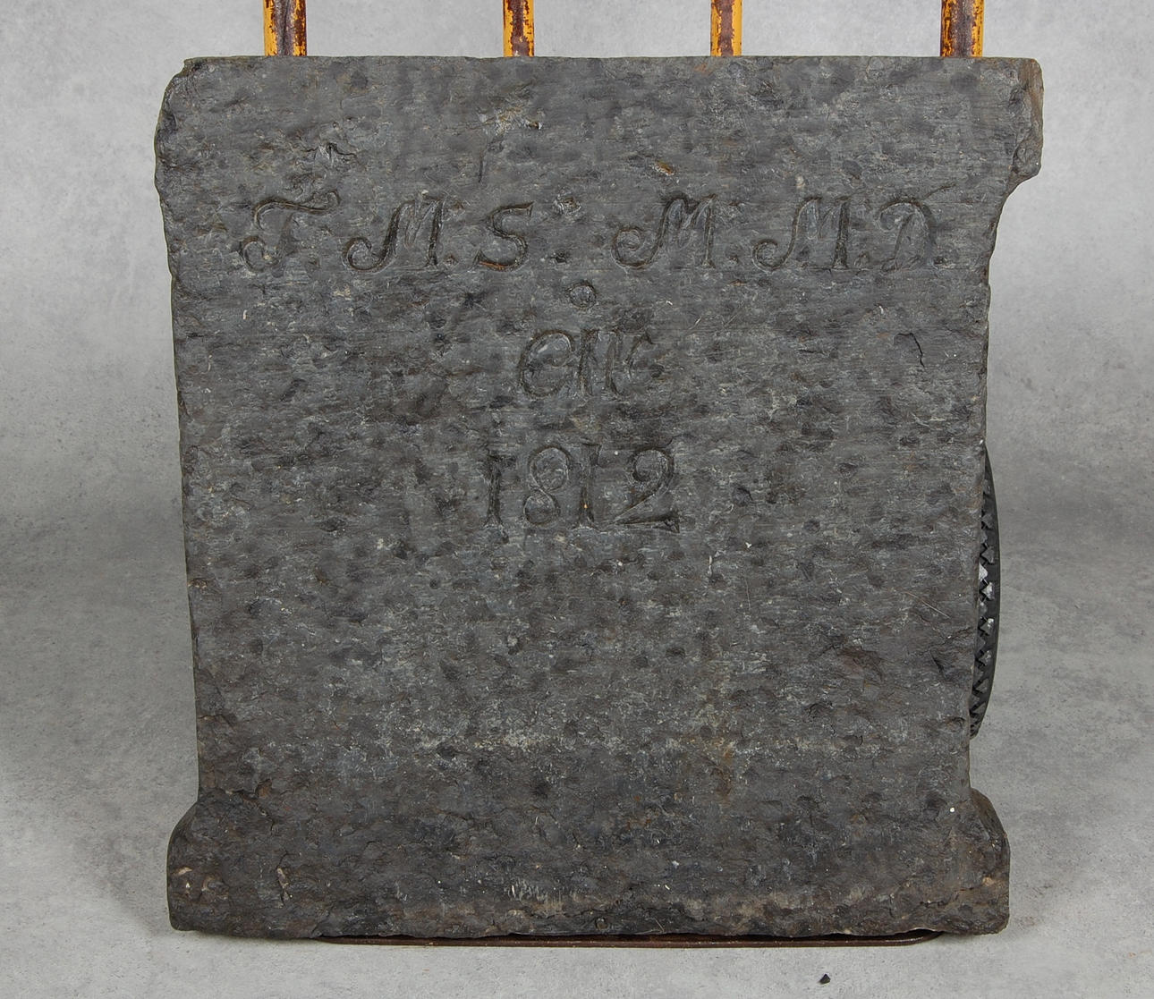 SÄTTUGNSFOT, Kalksten, Komstad, daterad 1812.