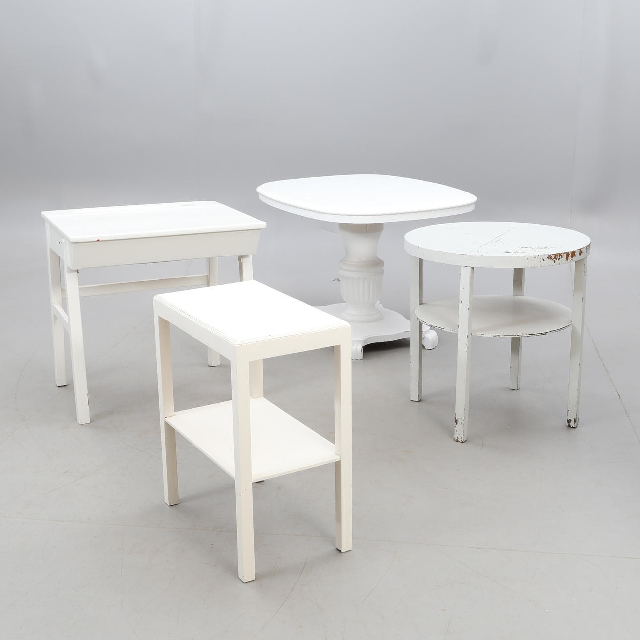 MÖBEL, 4-teilig, bemalt, Tisch, Bank.