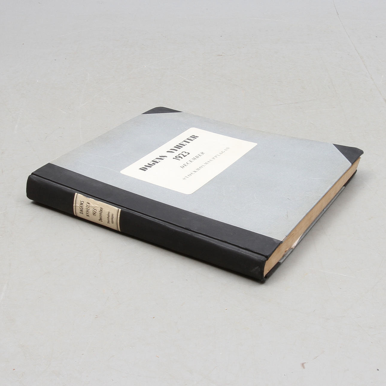 DAGENS NYHETER, December 1923, Stockholmsupplagan, inbunden i pärm.