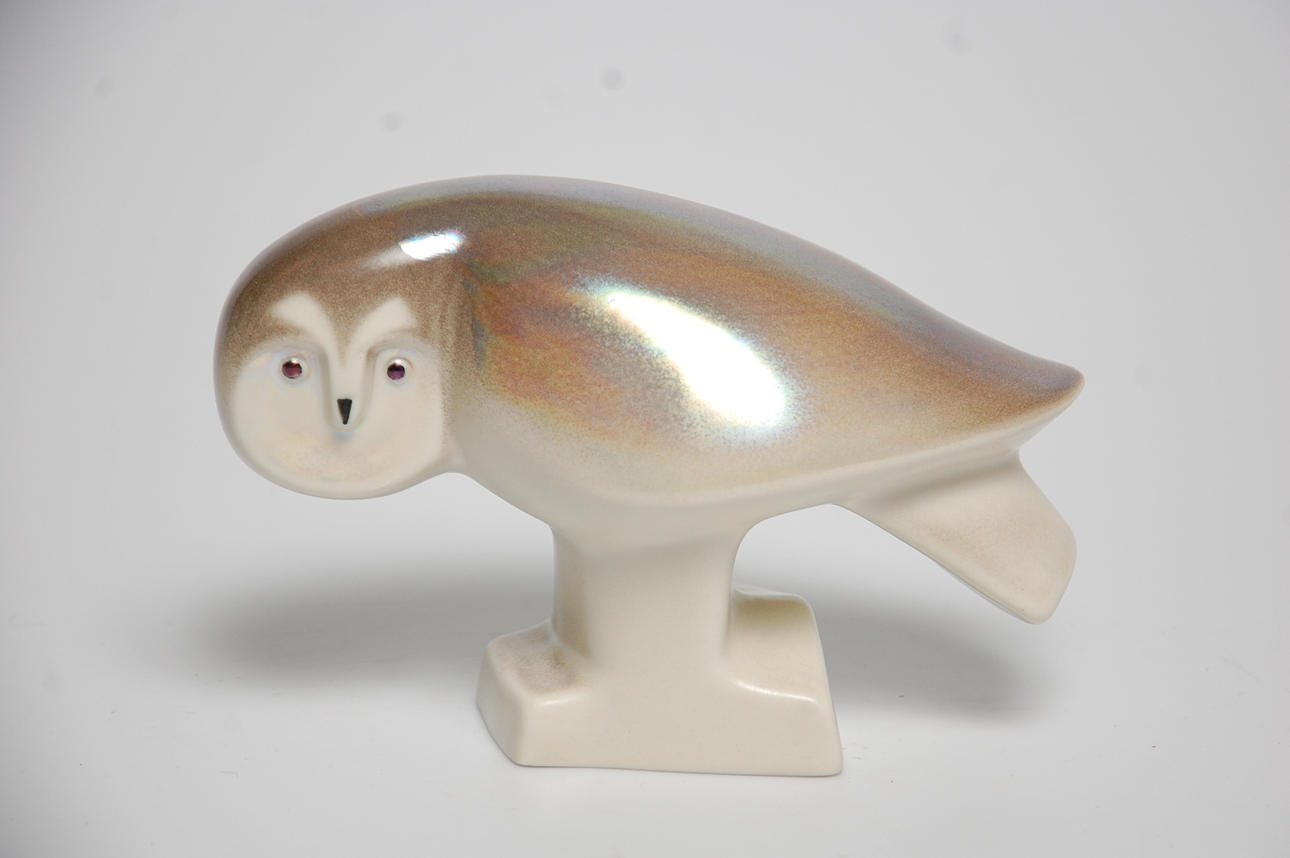 FIGURIN, porslin, Lillemor Mannerheim, Arabia för WWF, signerad Lillemor.