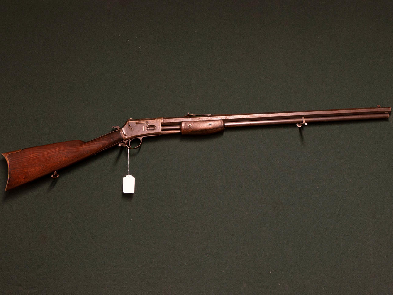 COLT. Lightning. Kaliber 32-20. Tillv.nr. 87005.