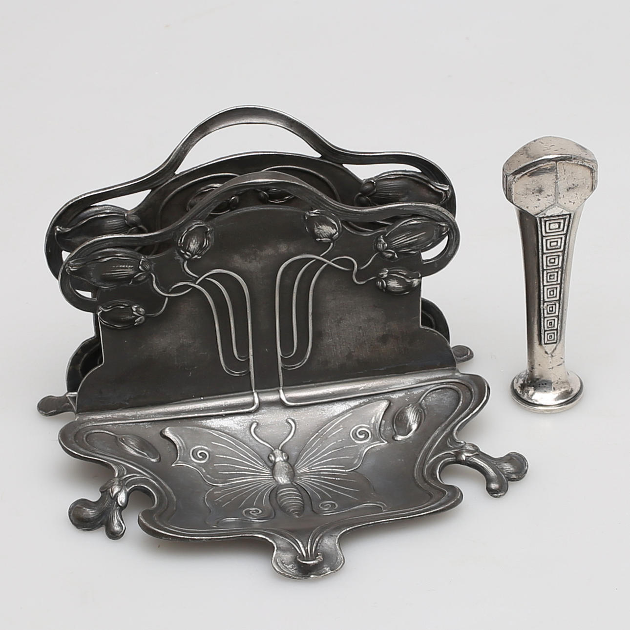 BREVSTÄLL & SIGILL, i metall, jugend, WMFB, stämplade.