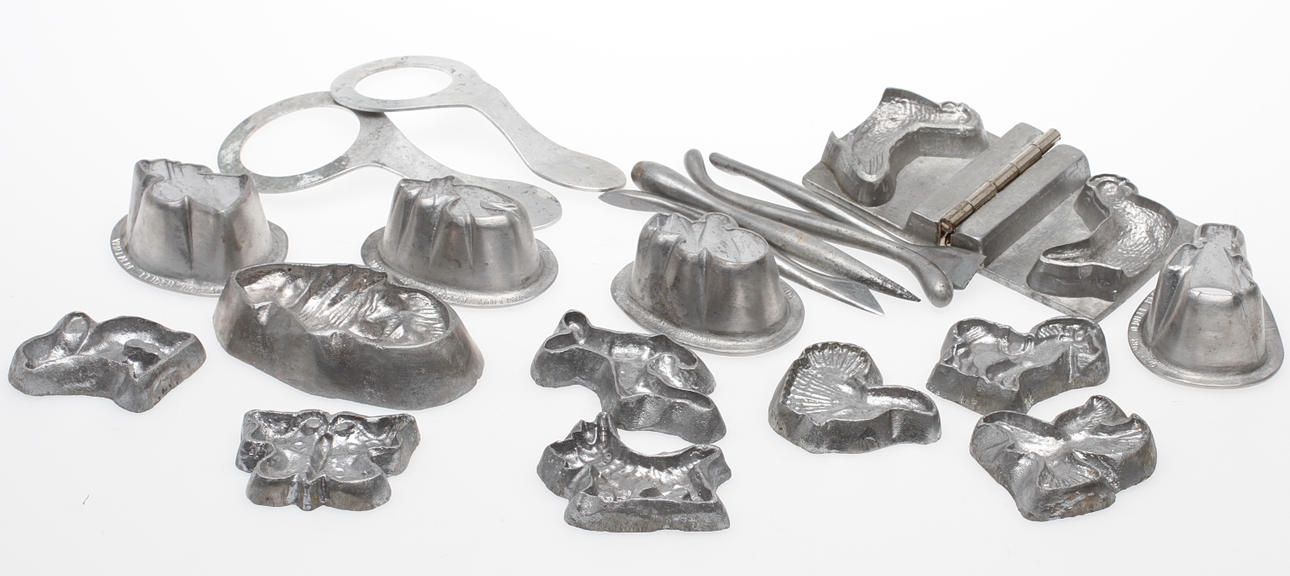 CHOKLADFORMAR mm, 19 delar, tenn.