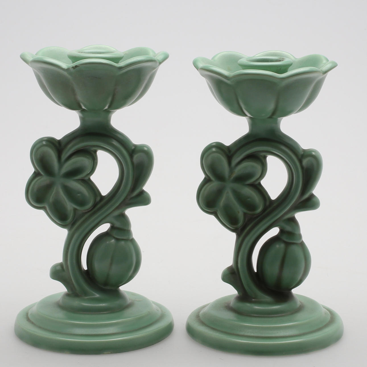 ARTHUR PERCY. Keramikföremål, 25 delar, Gefle, 1900-tal.