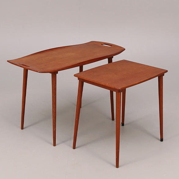 BORD 2 st, teak 1900-talets mitt.