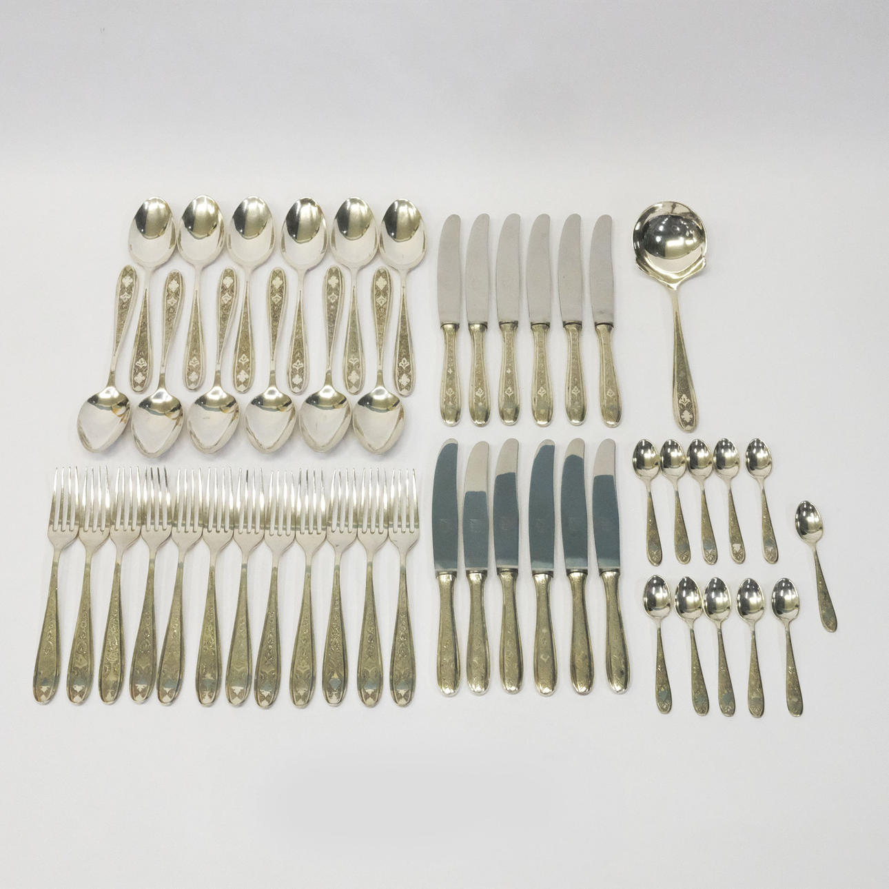 HVAD. BESTIKOPSÆTNING. NYSØLV 48 DELE.