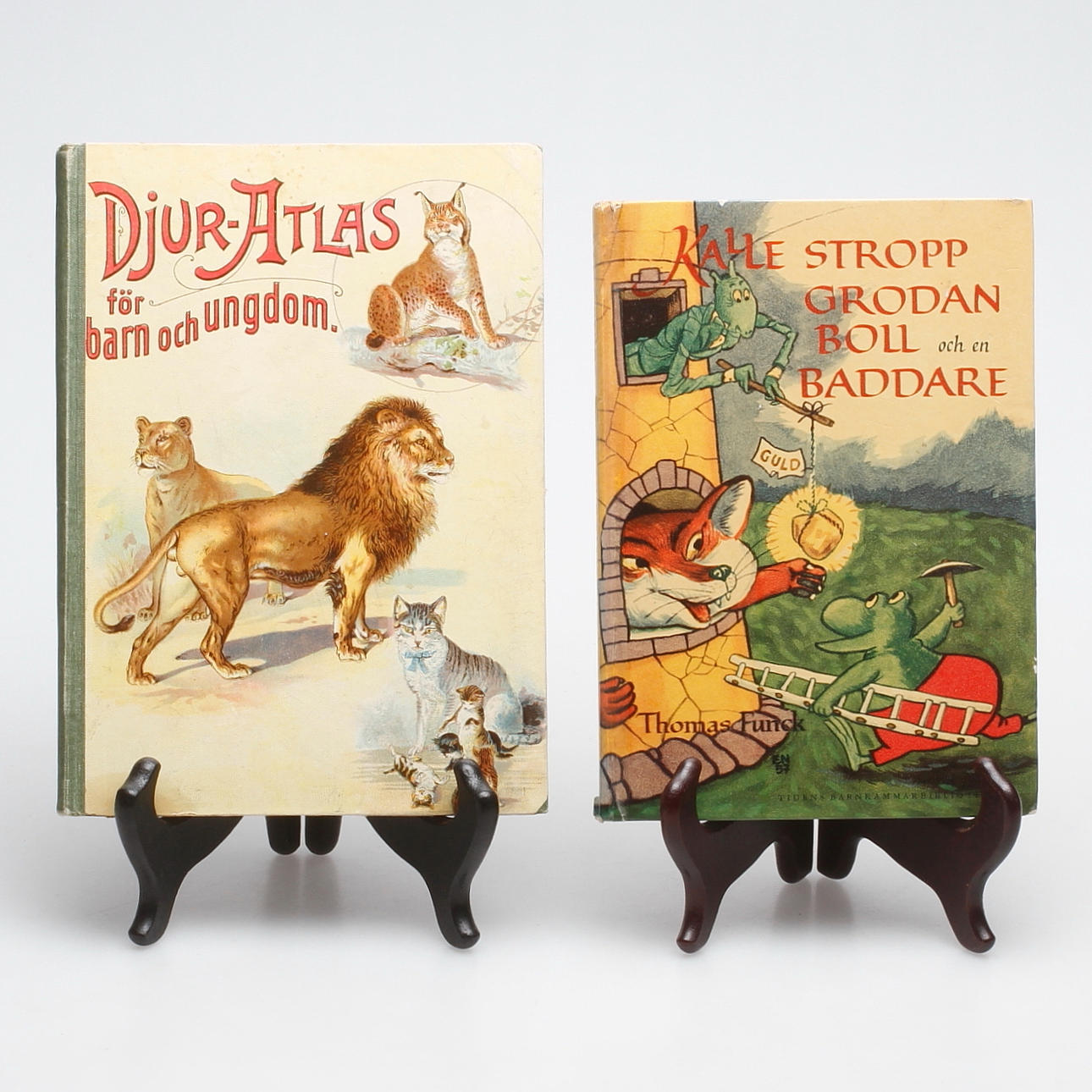 BARNBÖCKER, 2 st, , 1957 samt Djur-atlas för barn och ungdom, 1906.