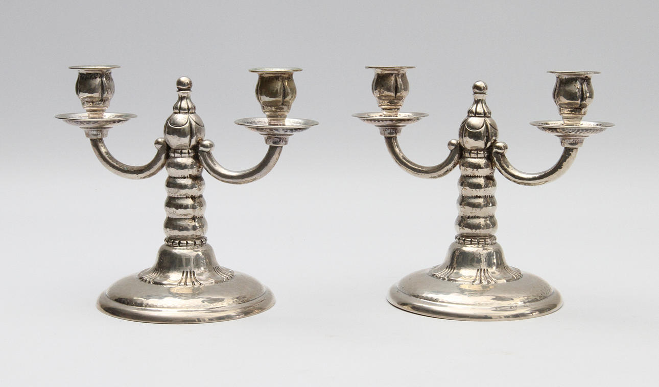 KANDELABRAR, 1 par. Silver.