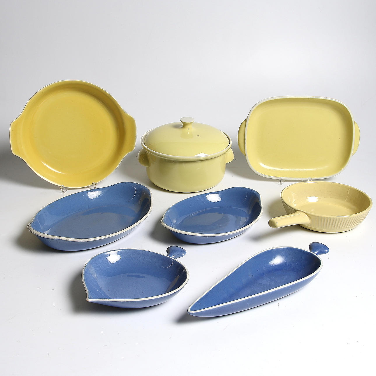 FAT, SKÅLAR samt KAROTT, 8 delar bl.a. "Gefyr", Stig Lindberg.