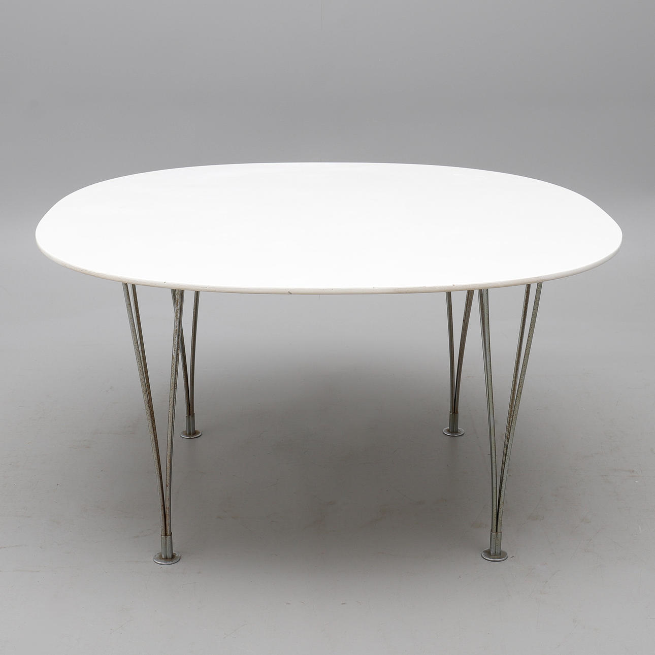 PIET HEIN OCH BRUNO MATHSSON. DINING TABLE, "SUPER ELLIPSE".