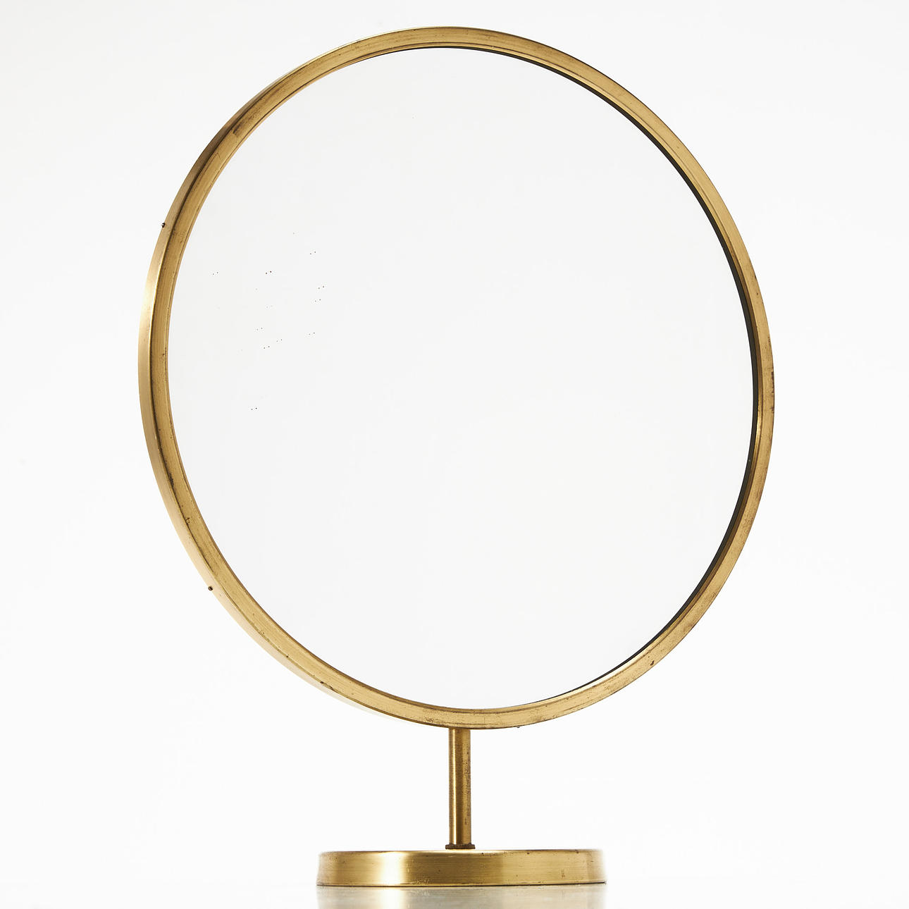 BORDSSPEGEL, 1900-talets mitt, mässing.