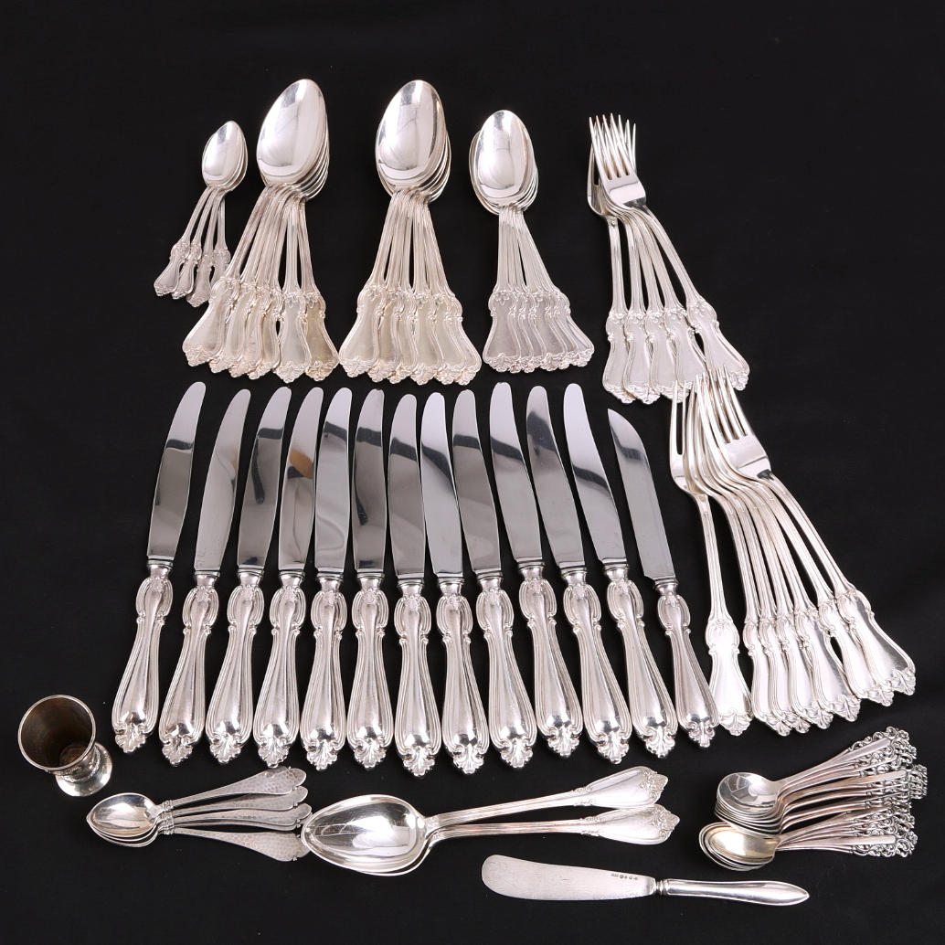 BESTICK, 47 delar nysilver + 21 delar silver, 347 gram.