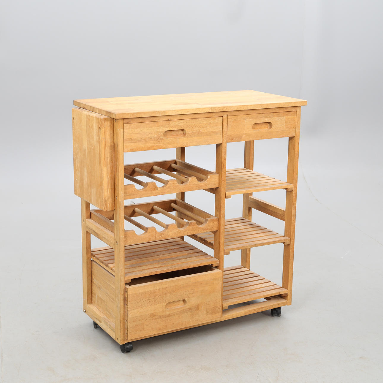 KÖKSÖ / BARVAGN, på hjul.